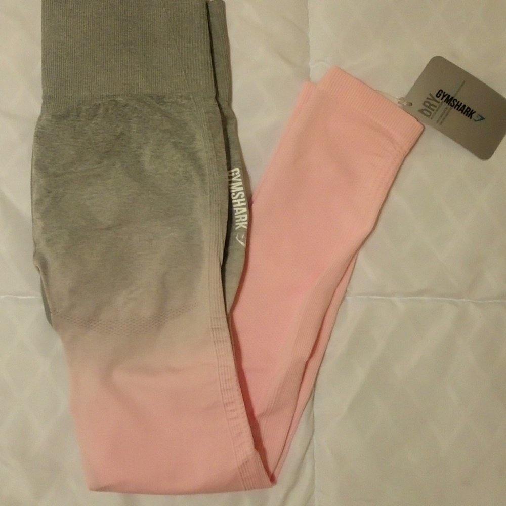 NWT Ombre Seamless Light Grey/Chalk Pink